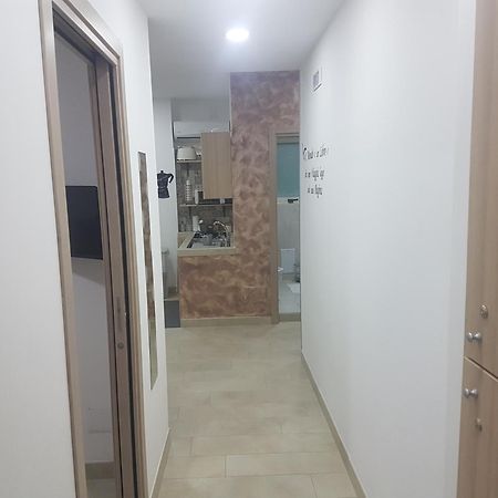 Reginahouse Apartment เนเปิลส์ ภายนอก รูปภาพ