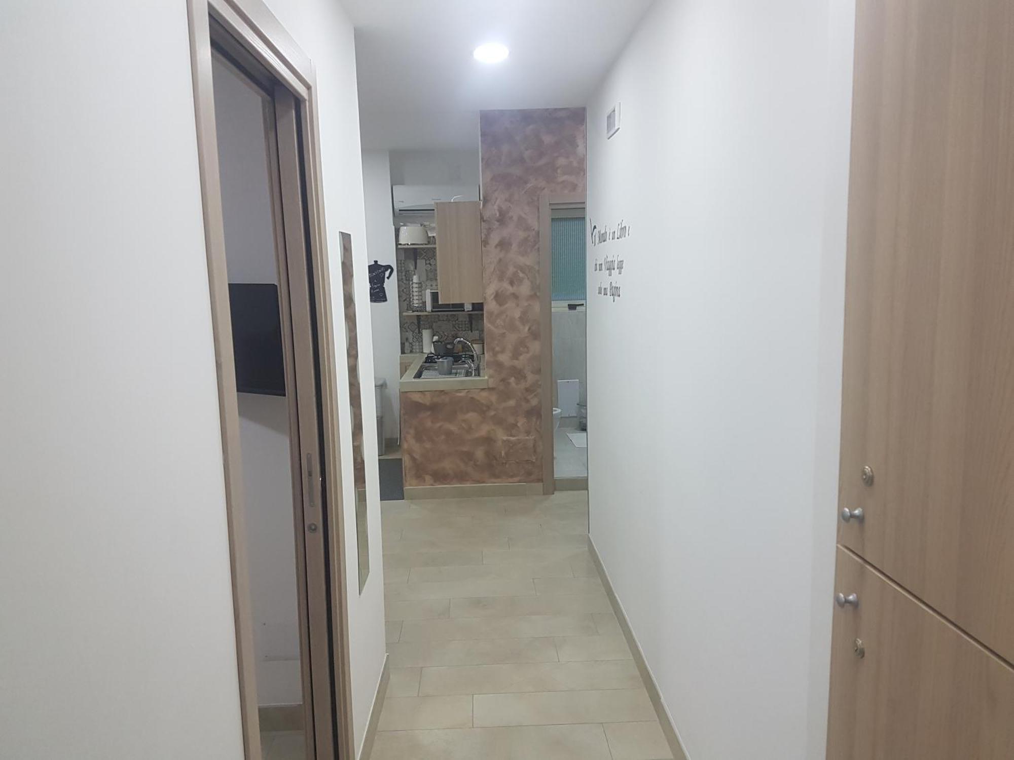 Reginahouse Apartment เนเปิลส์ ภายนอก รูปภาพ